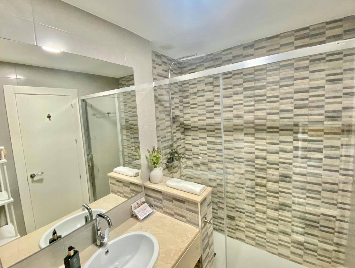 Apartamentos Turisticos Castillo Del Vigia Torremolinos Exteriér fotografie